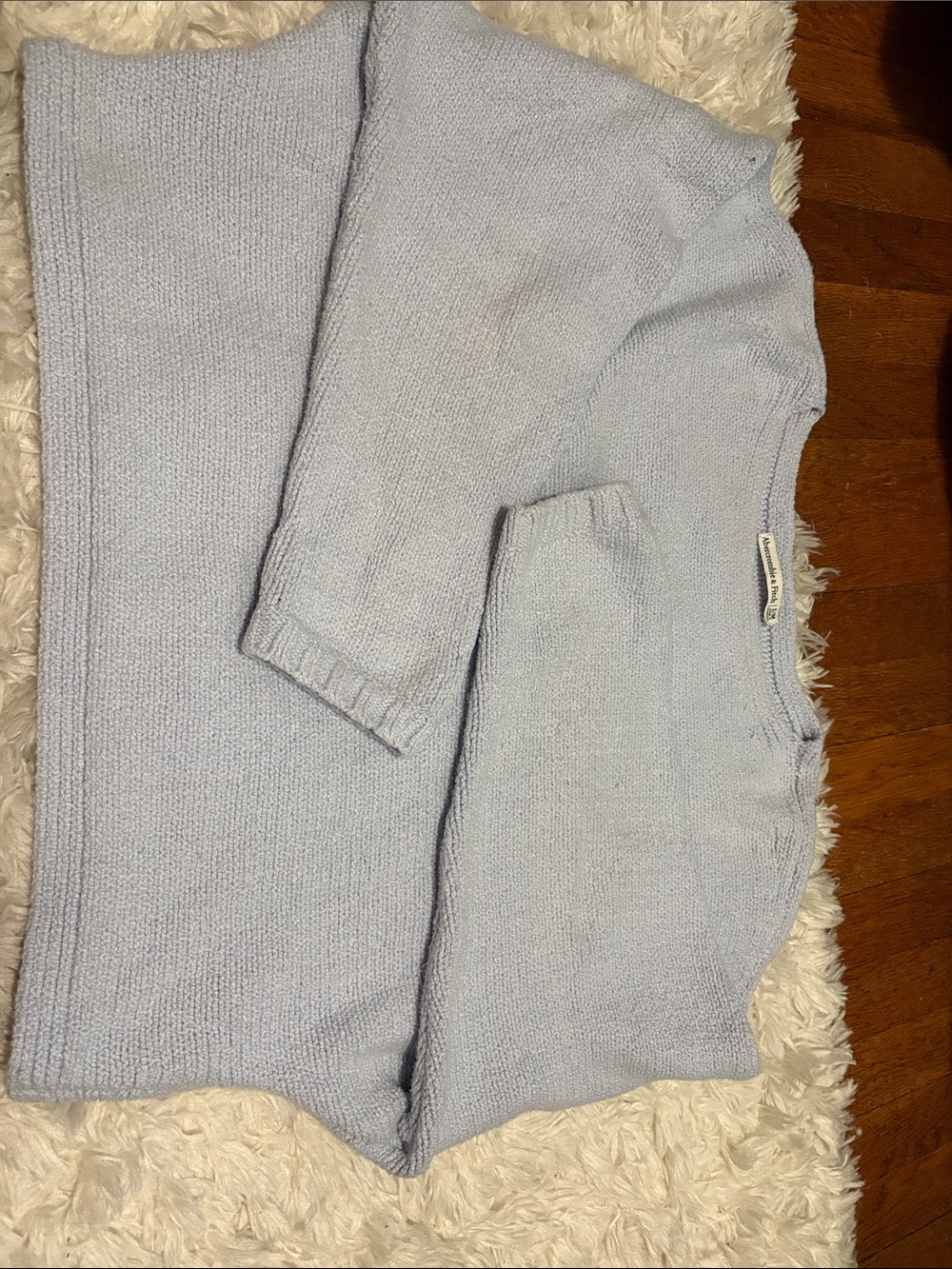 Abercrombie & Fitch Light Blue Knit women’s  Sweater